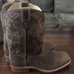 Men’s cowboy boots
